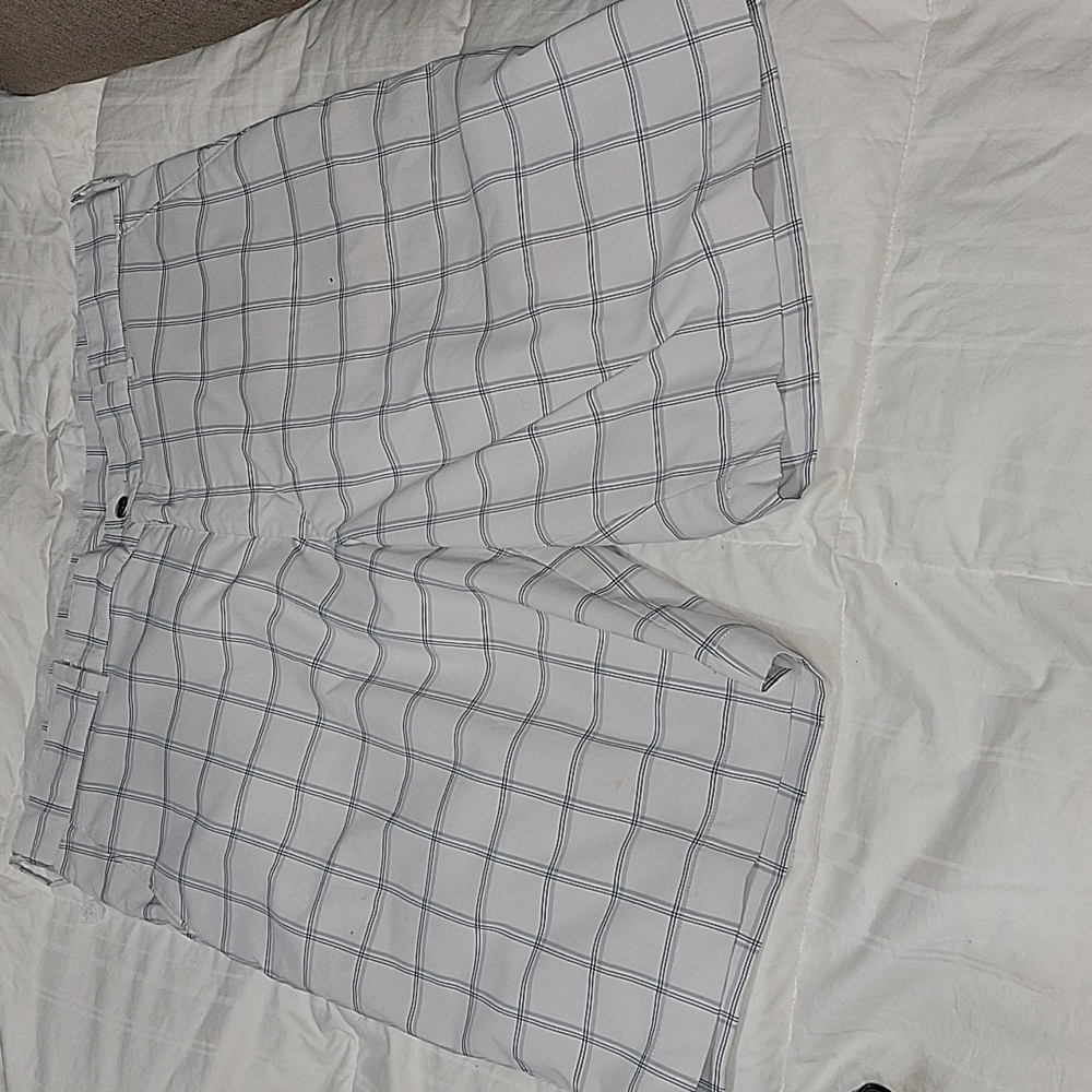 Nike 40 shorts